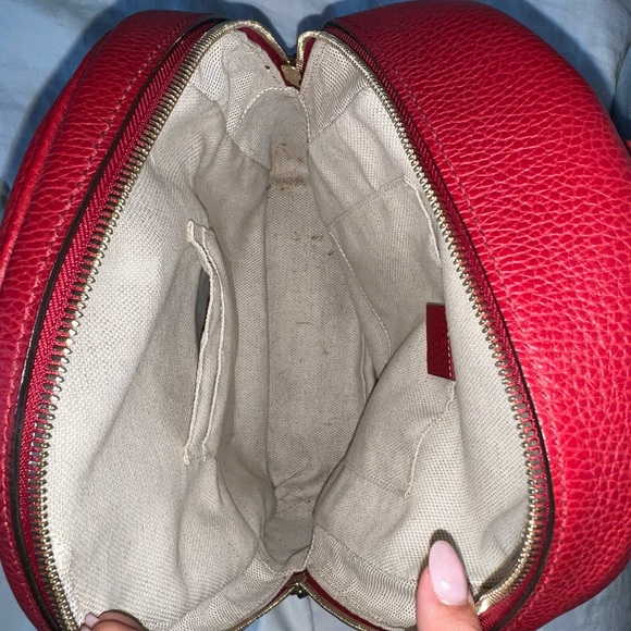 Gucci Soho GG Leather Backpack in Red - Picture 5 of 12